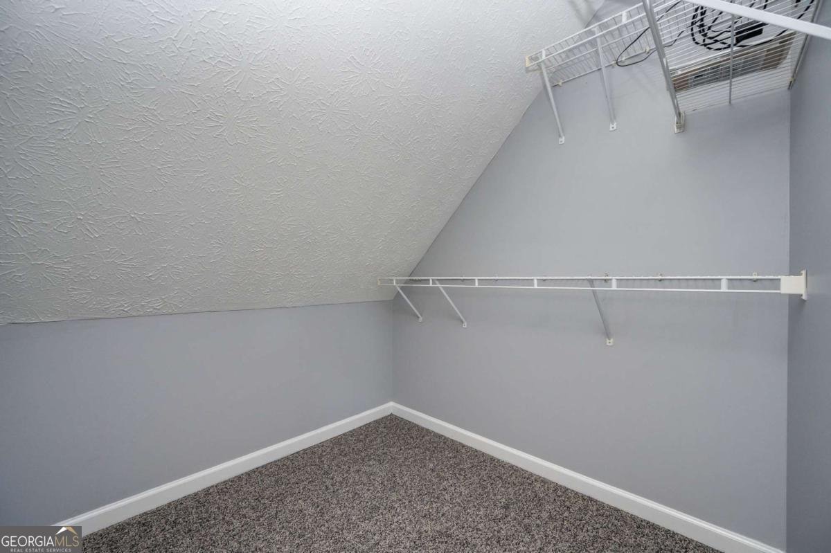 490 Durham Riverdale - Photo 6