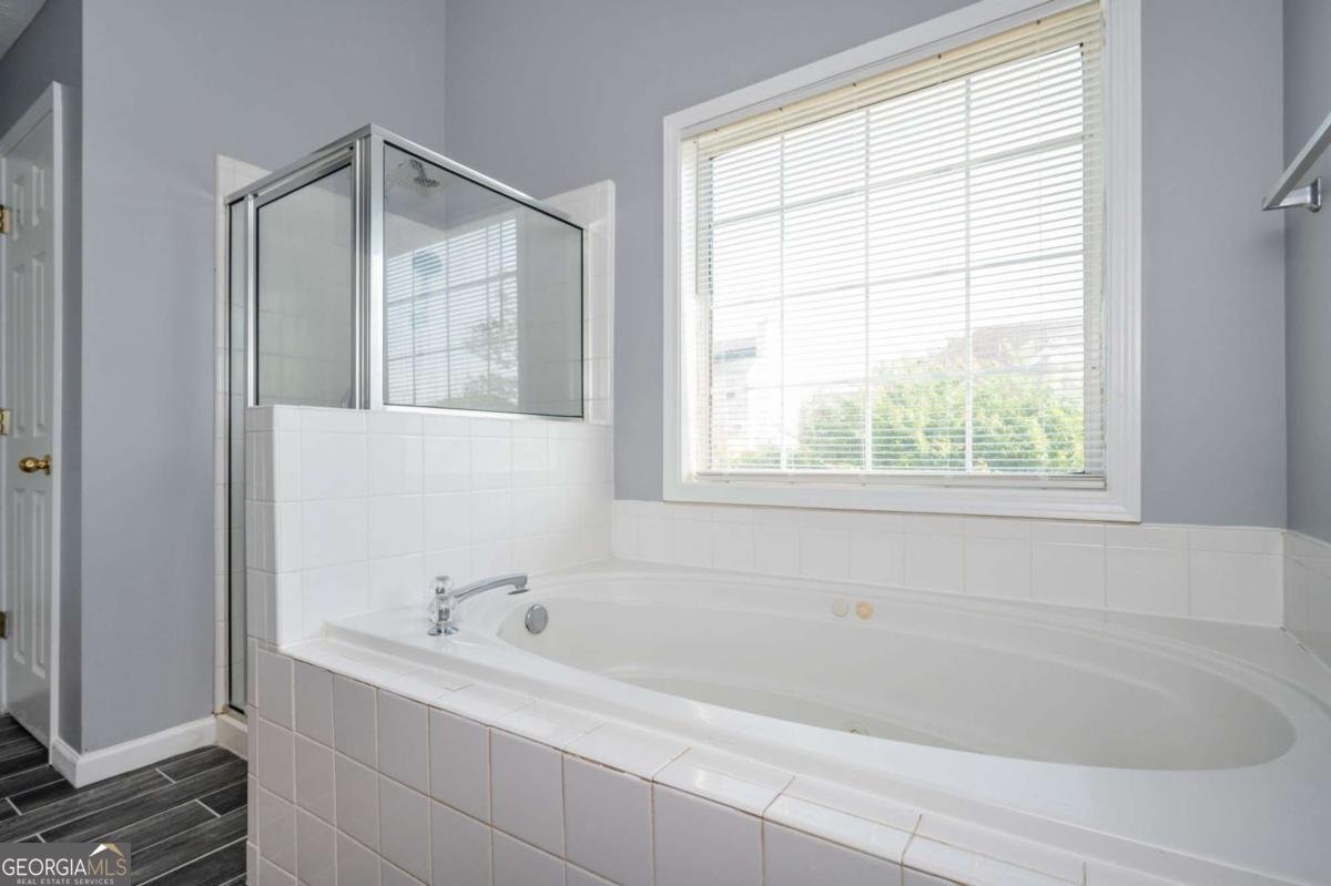 490 Durham Riverdale - Photo 9