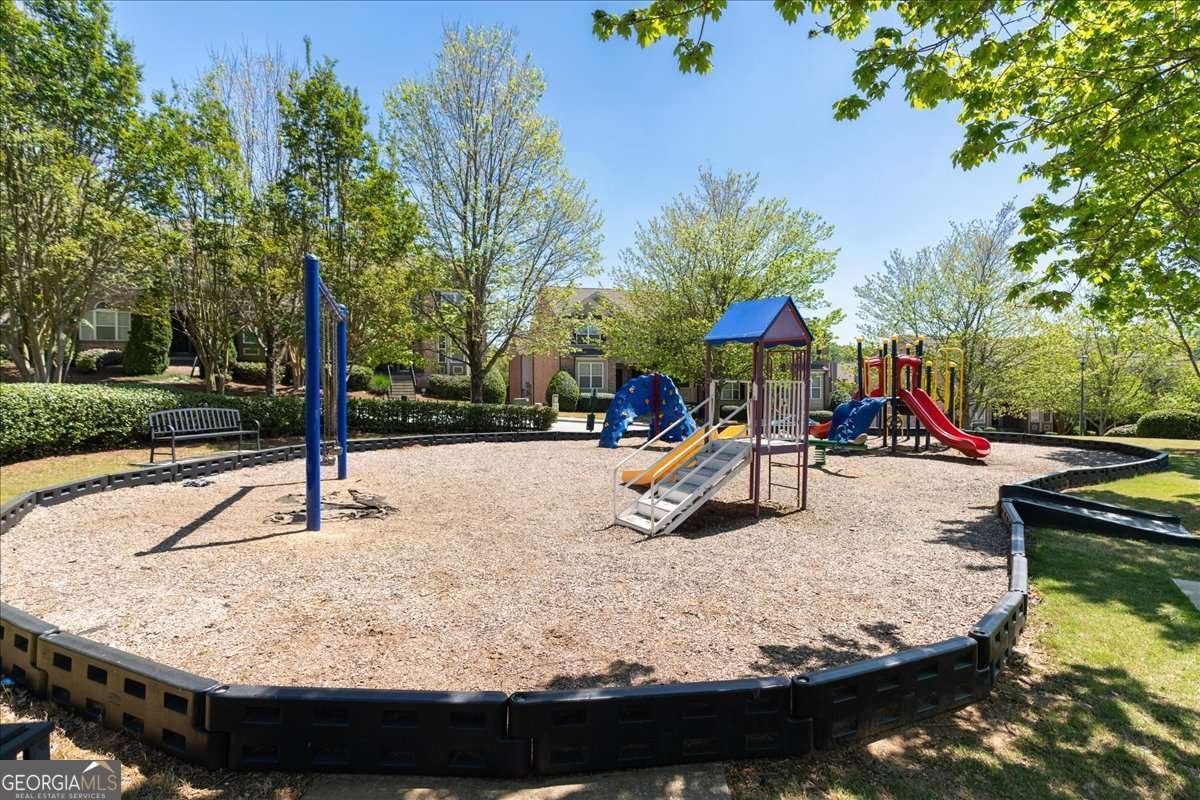 1214 Hawthorne Trail Atlanta - Photo 32