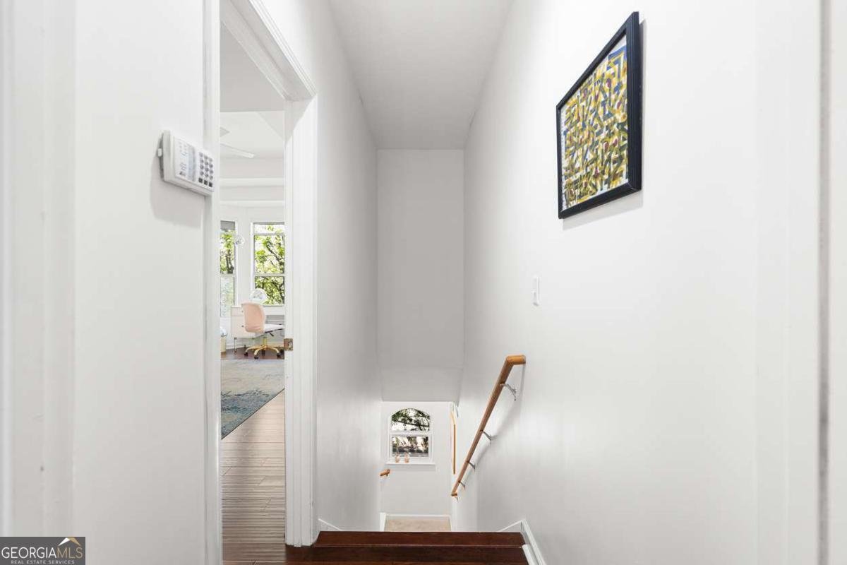 375 Highland Avenue Atlanta - Photo 18