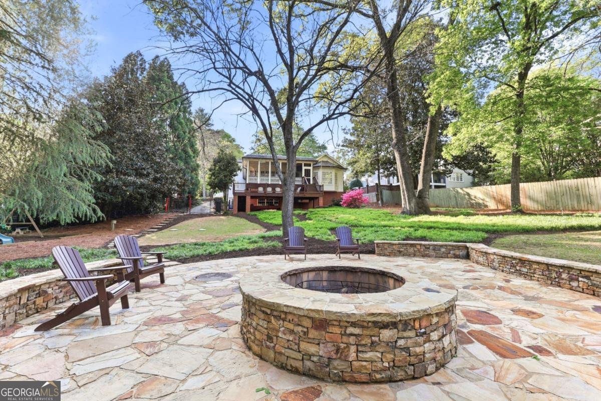 798 Cherokee Road Gainesville - Photo 18