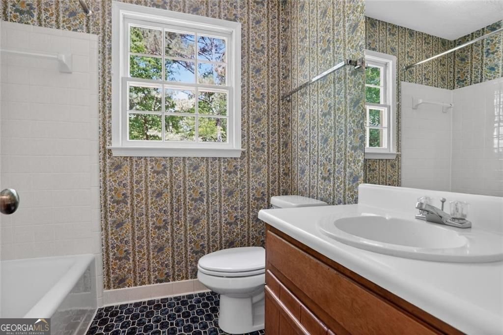 1905 Holly Springs Road Marietta - Photo 18