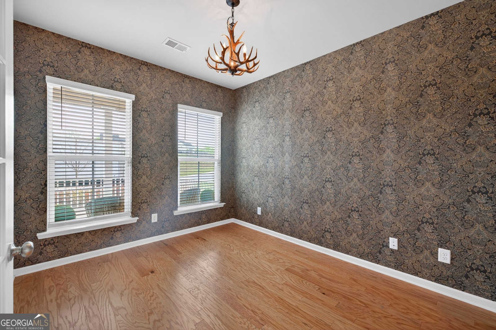 7277 Maple Brook Lane Flowery Branch - Photo 12