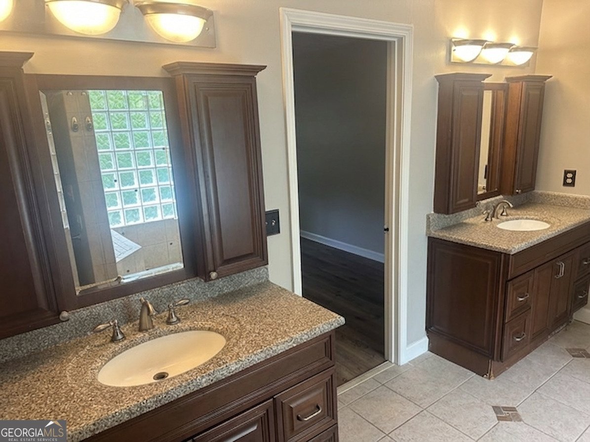 180 Forrest Lake Drive Fayetteville - Photo 9