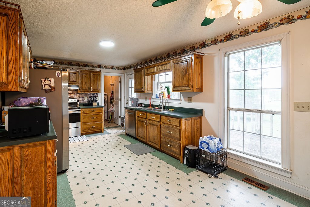 2356 Stone Drive Comer - Photo 9