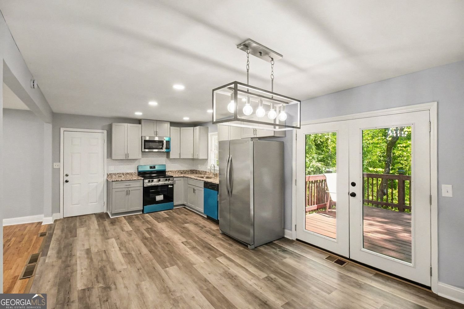 835 Pine Roc Drive Stone Mountain - Photo 10