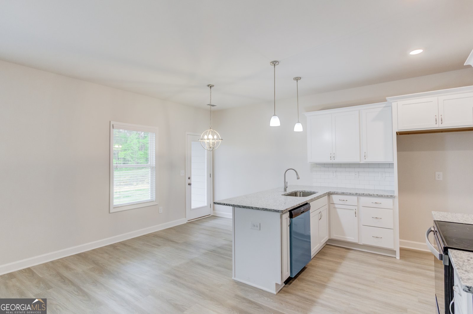 6378 Pine Ridge Point Lula - Photo 9