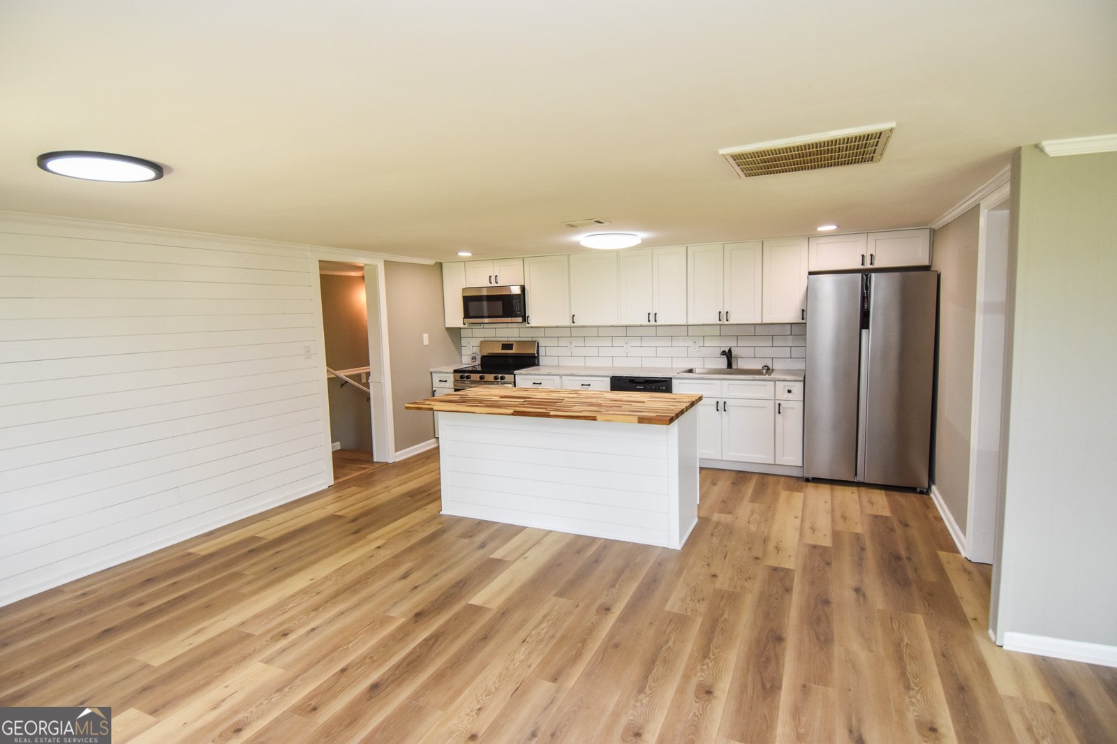 225 Oak Ridge Drive Thomaston - Photo 9