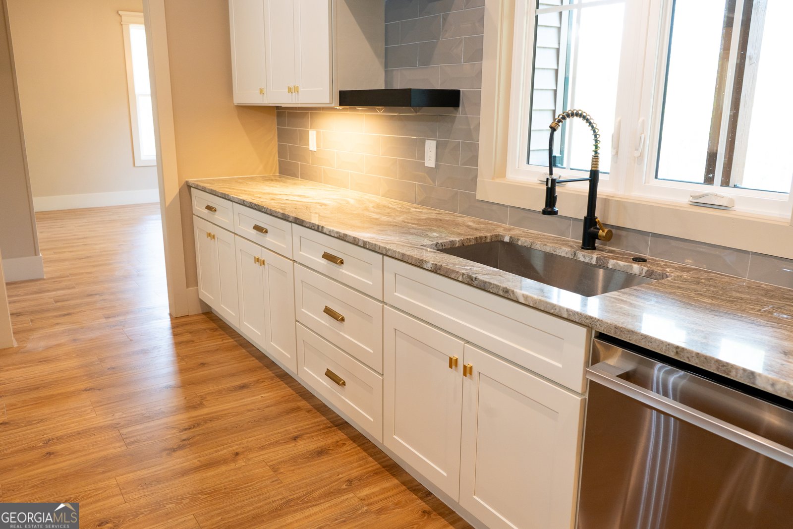 1050 Rainbow Circle Cleveland - Photo 6