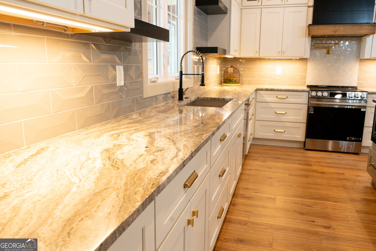 1050 Rainbow Circle Cleveland - Photo 8