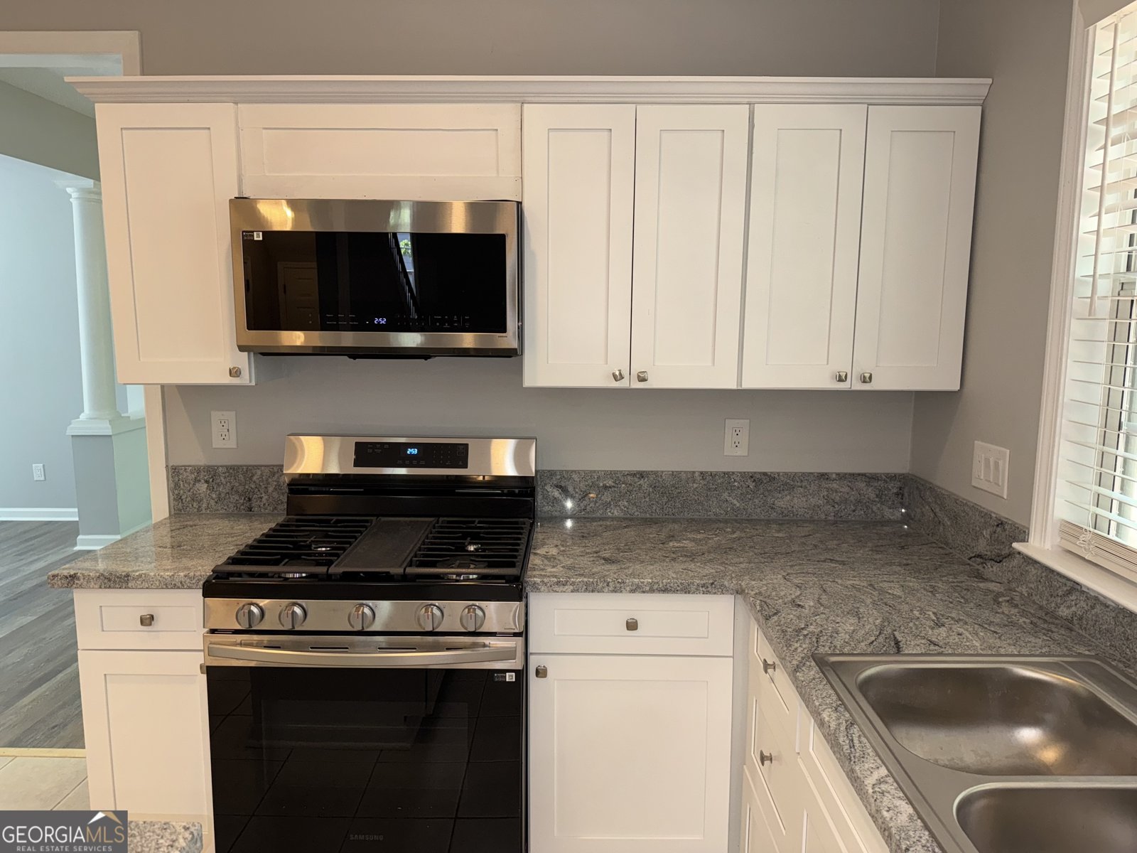 2874 Donamire Lane Kennesaw - Photo 12