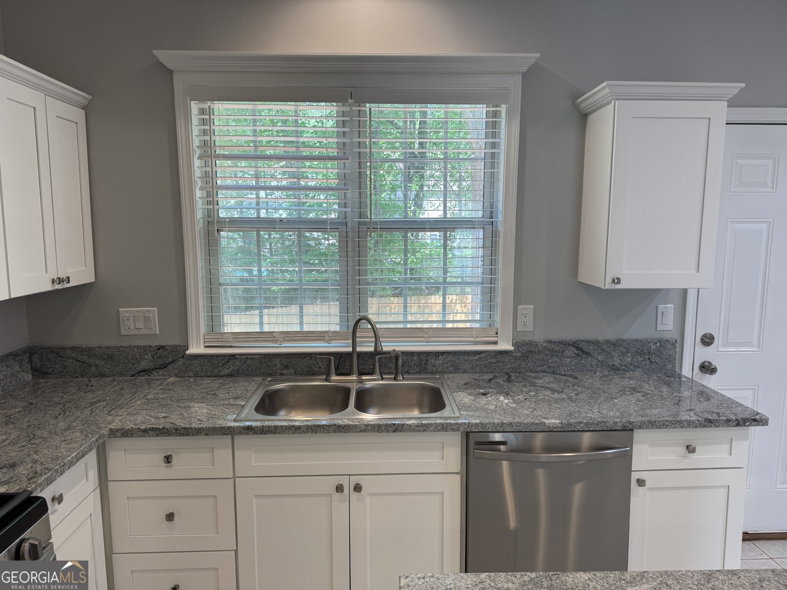 2874 Donamire Lane Kennesaw - Photo 13