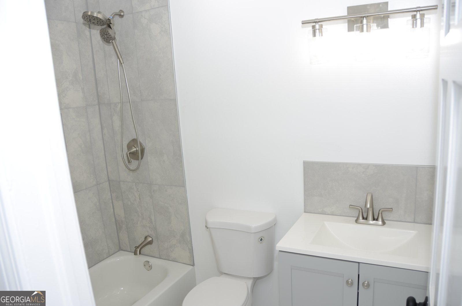 4247 Bingham CT Stone Mountain - Photo 13