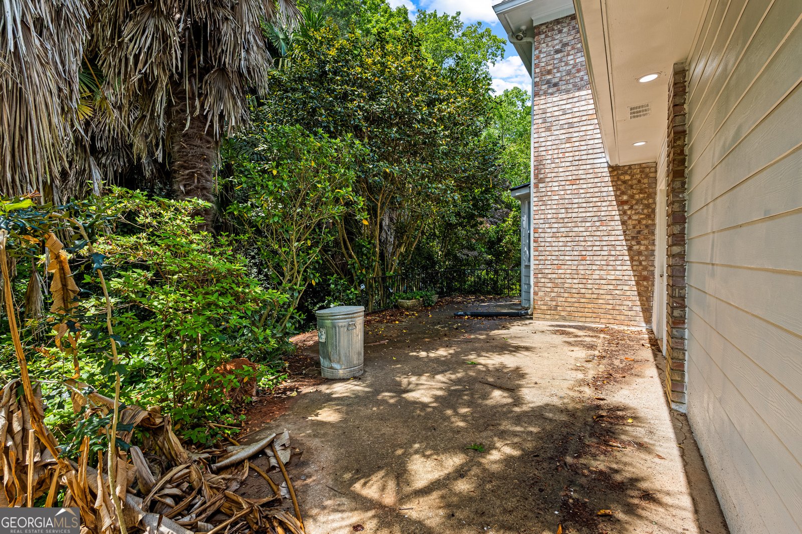 4247 Bingham Court Stone Mountain - Photo 19