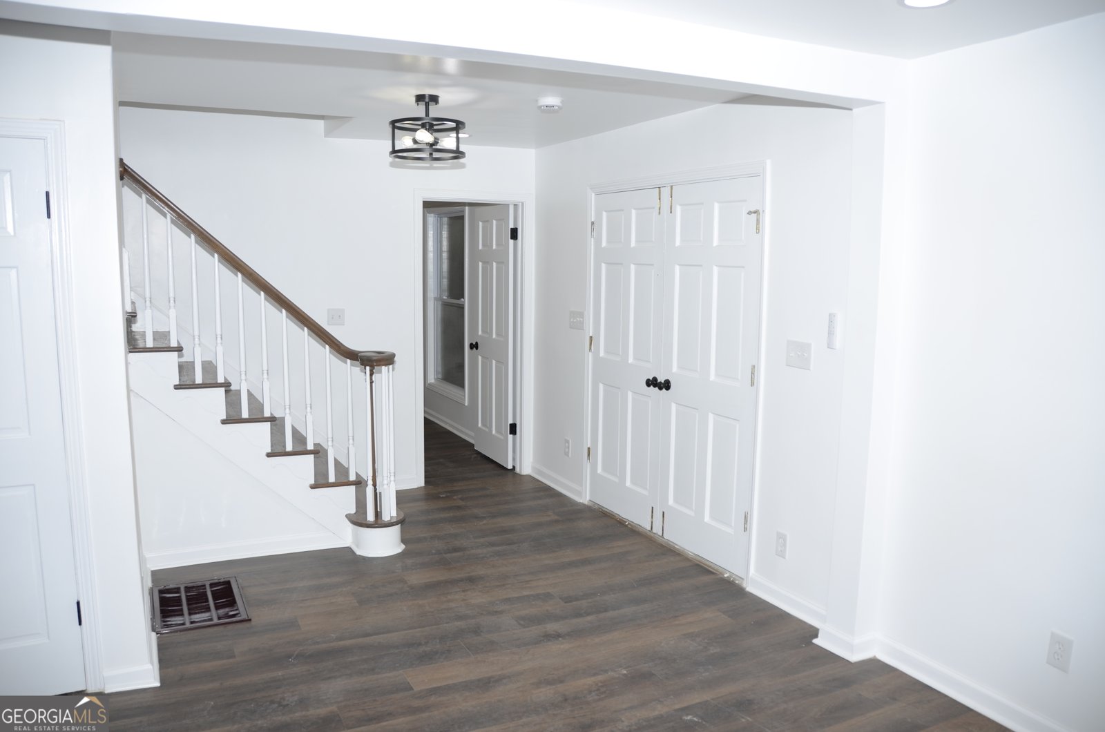 4247 Bingham CT Stone Mountain - Photo 8