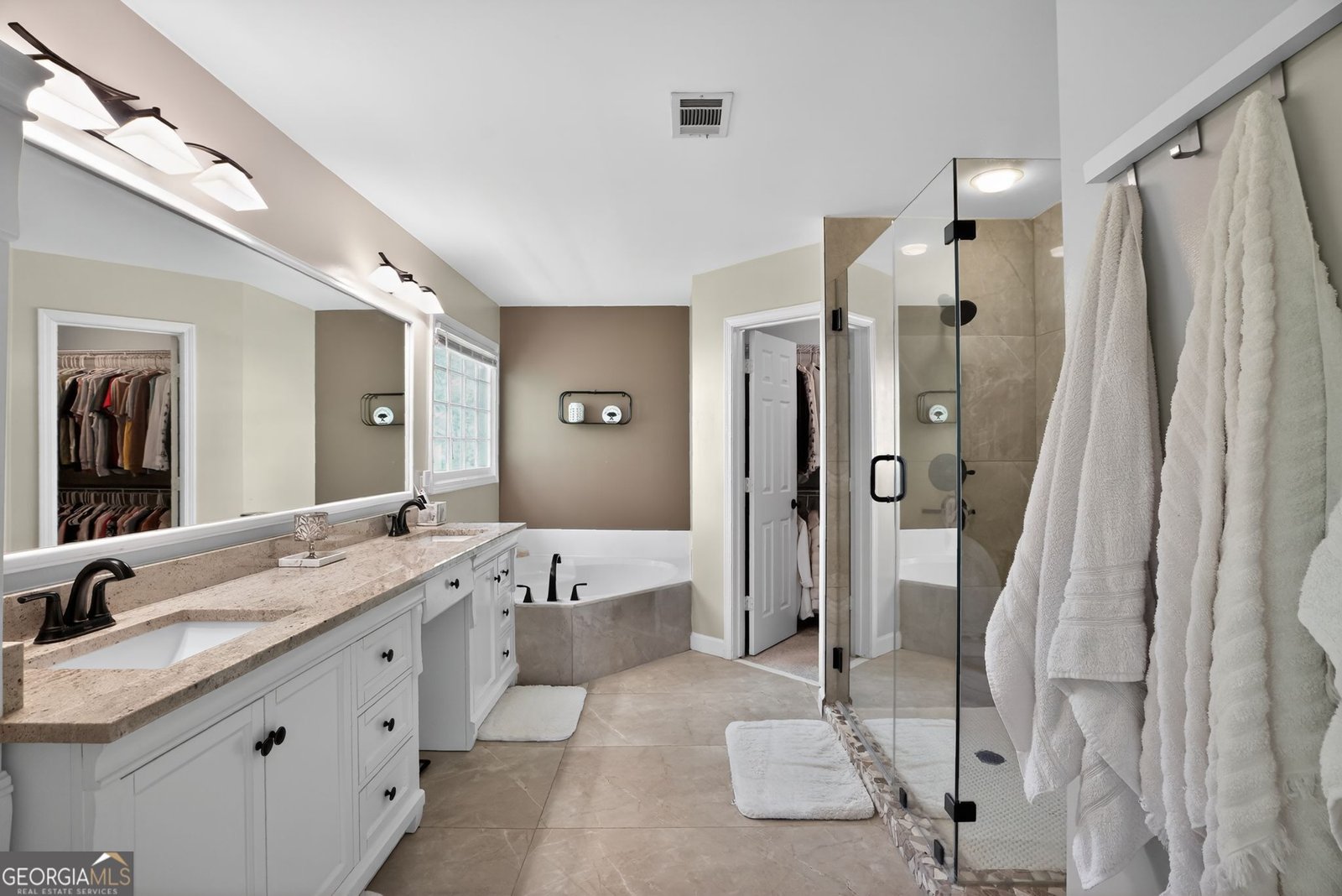 238 Harbor Pointe Drive Stone Mountain - Photo 10