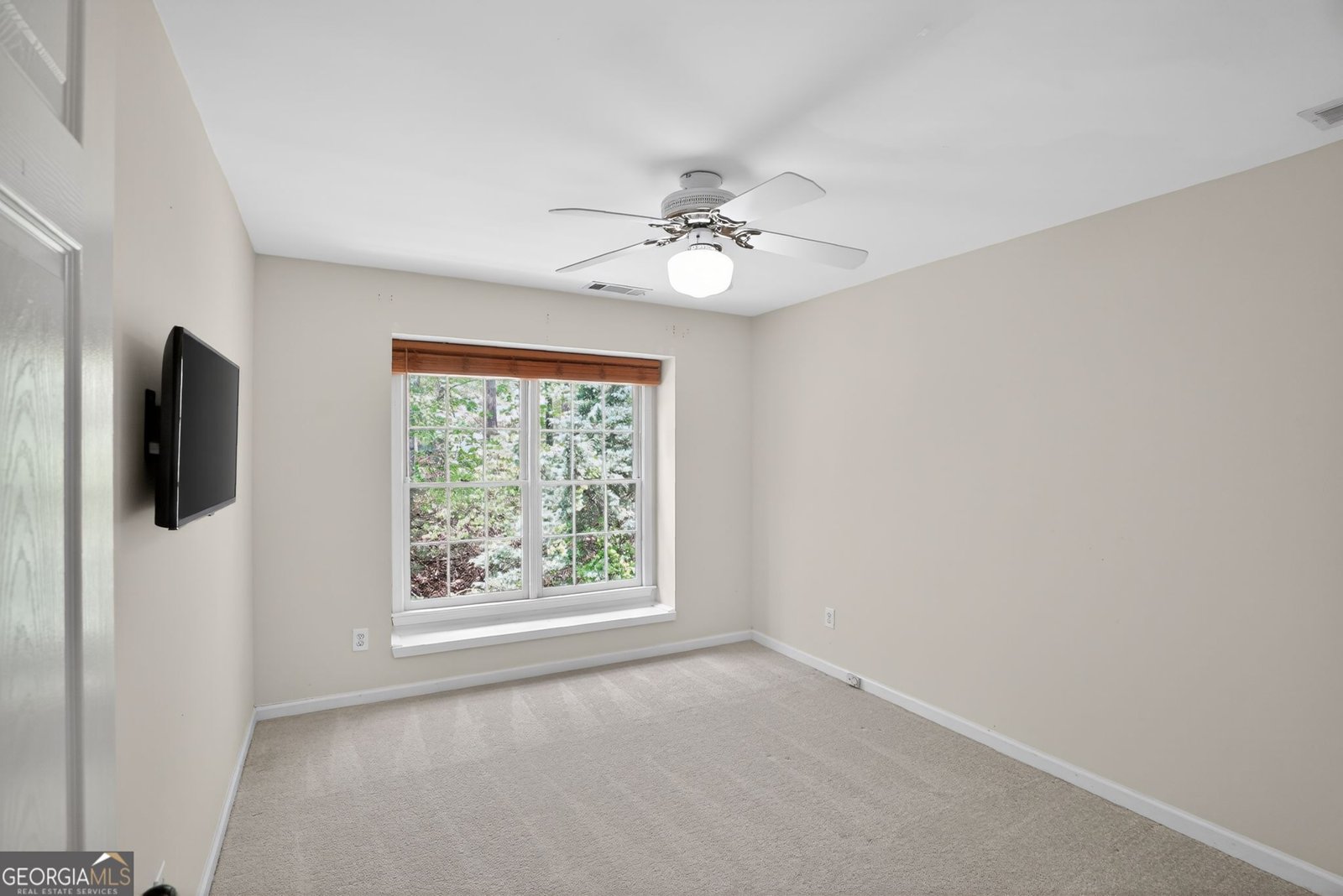 238 Harbor Pointe Drive Stone Mountain - Photo 14