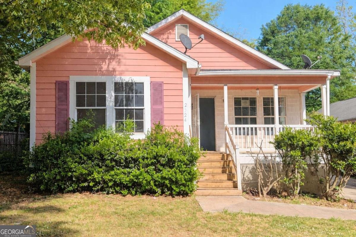 2324 Nelms Drive Atlanta - Photo 1