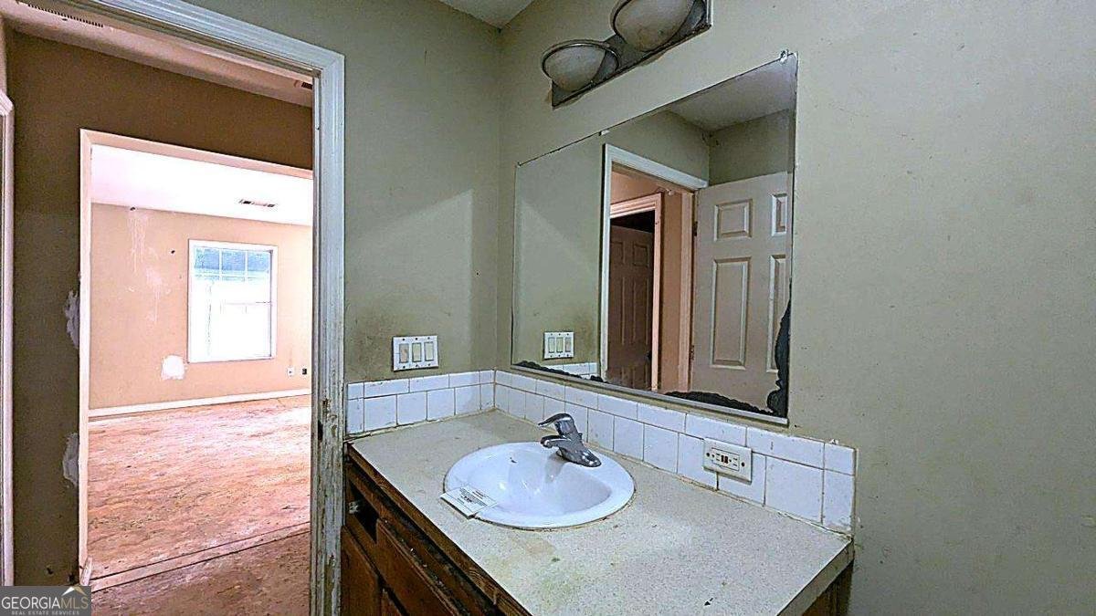 2324 Nelms Drive Atlanta - Photo 11