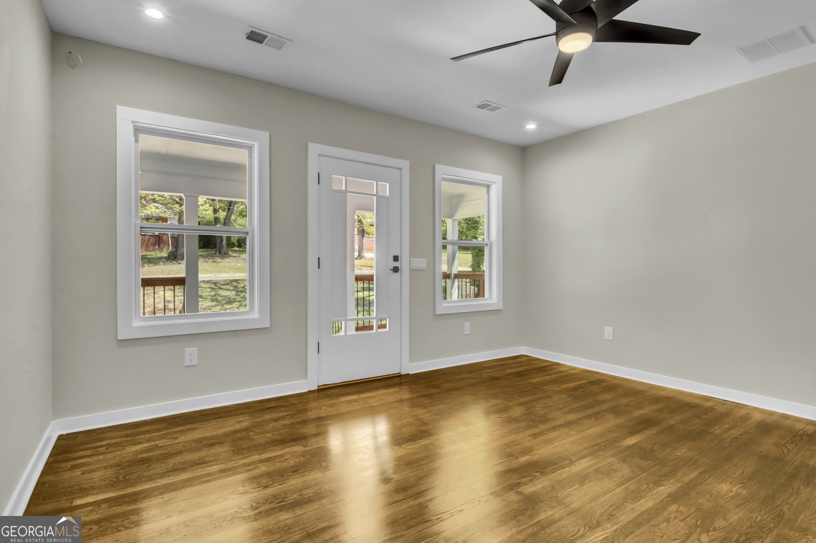 2172 Ben Hill Road East Point - Photo 6