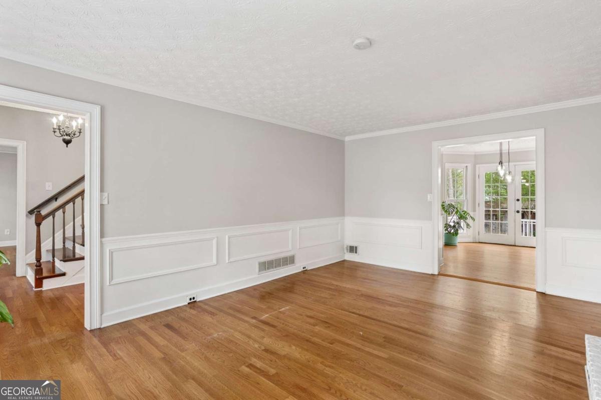 632 Holt Road Marietta - Photo 11