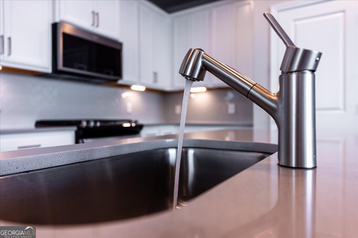 360 Hayden Circle Woodstock - Photo 14