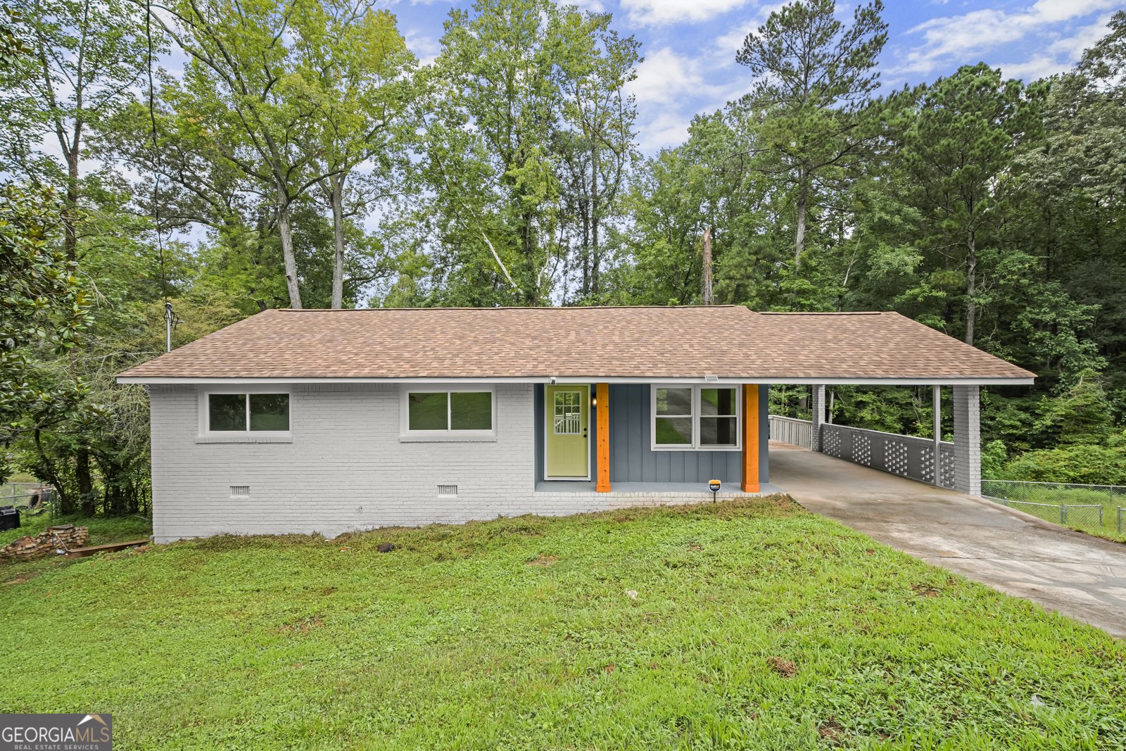 844 San Miguel Drive Stone Mountain - Photo 1