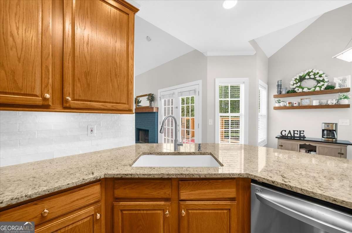 144 Manor Place Commerce - Photo 8