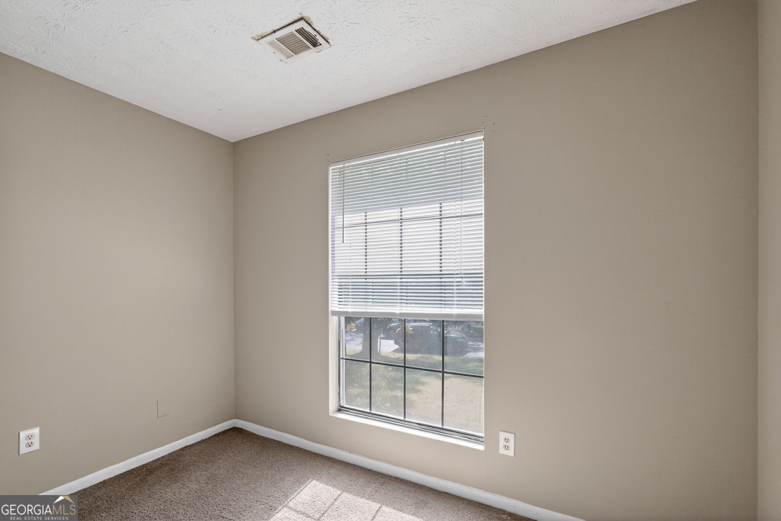 814 Hemingway Road Stone Mountain - Photo 12