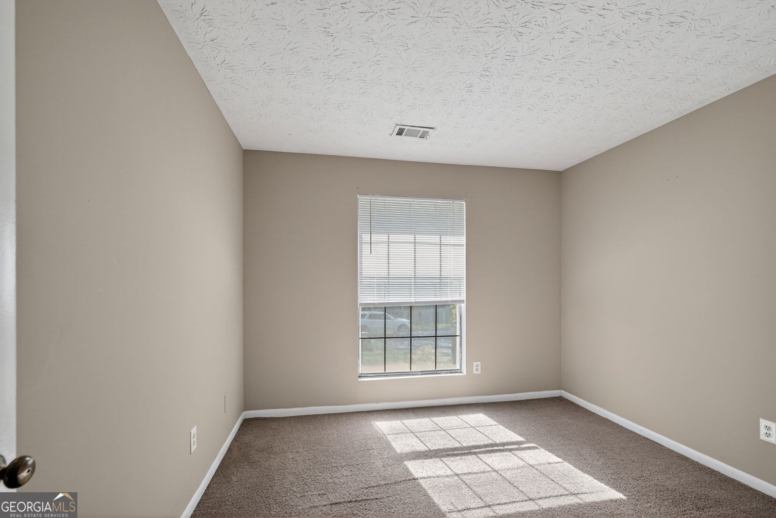 814 Hemingway Road Stone Mountain - Photo 13