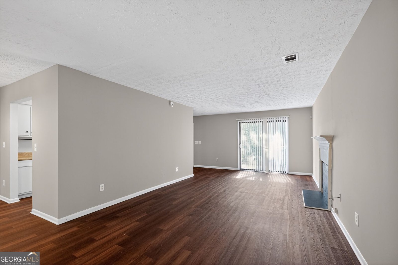 814 Hemingway Road Stone Mountain - Photo 7