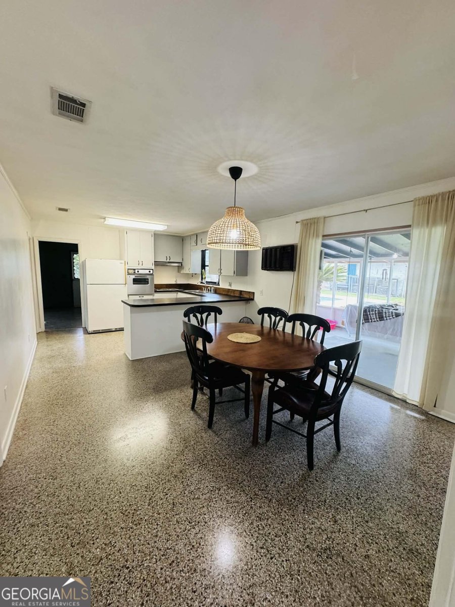 213 Sherman Drive Brunswick - Photo 6