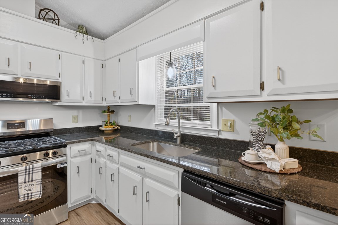 2444 Windridge Drive Conyers - Photo 18