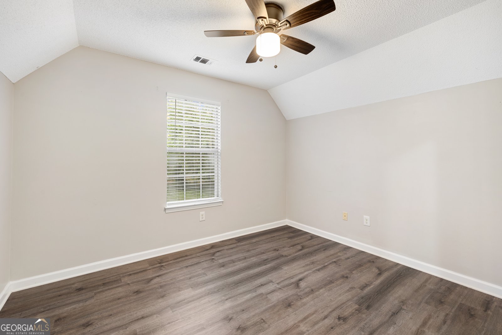 90 Montrose Lane Sharpsburg - Photo 18