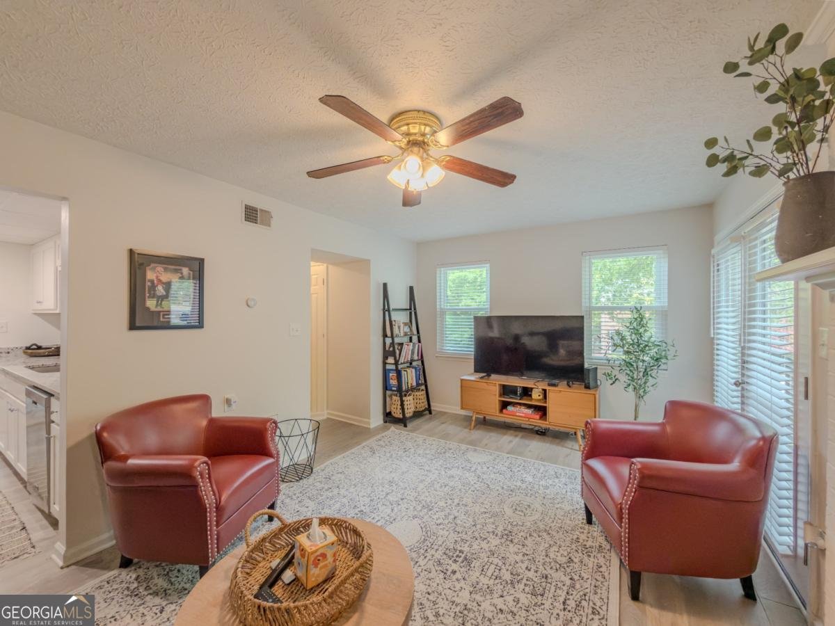 221 Sleepy Creek Drive Athens - Photo 11