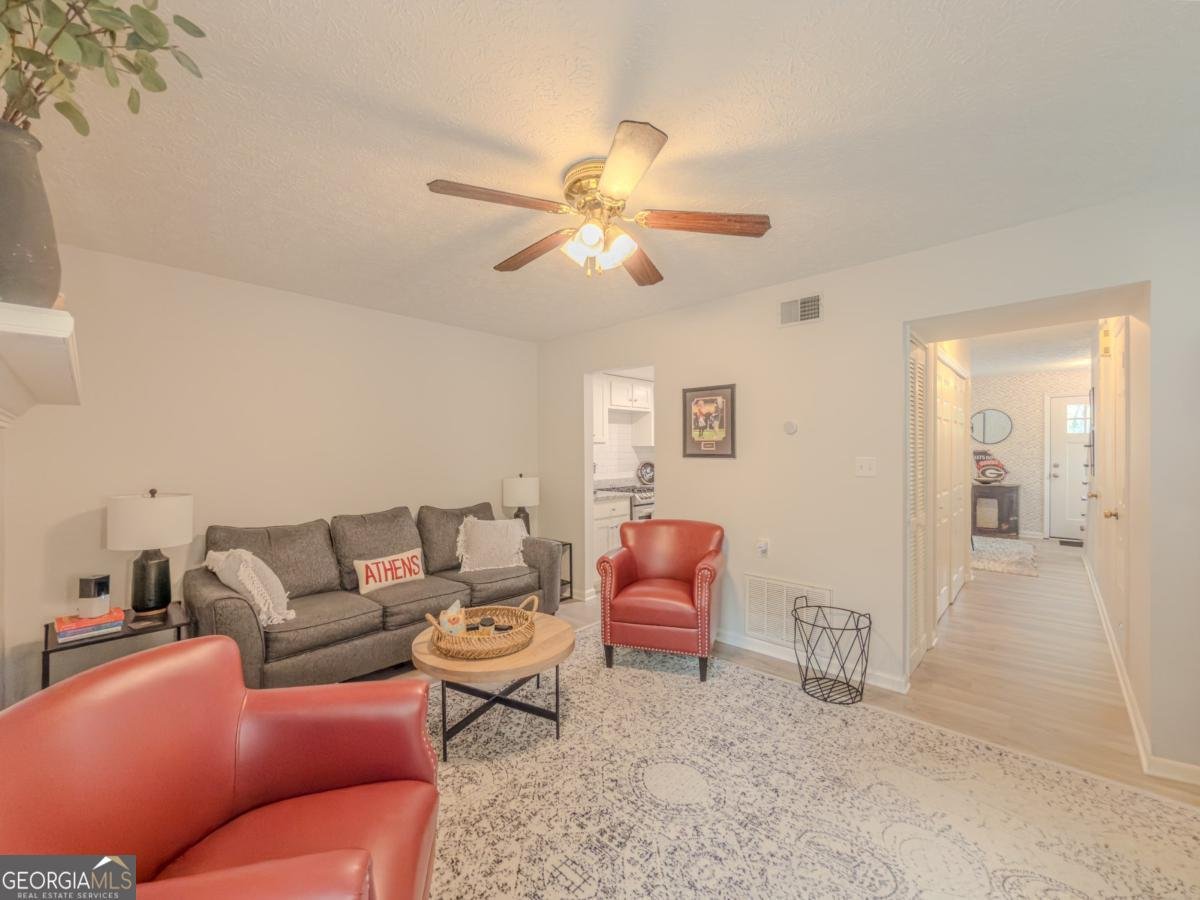 221 Sleepy Creek Drive Athens - Photo 13