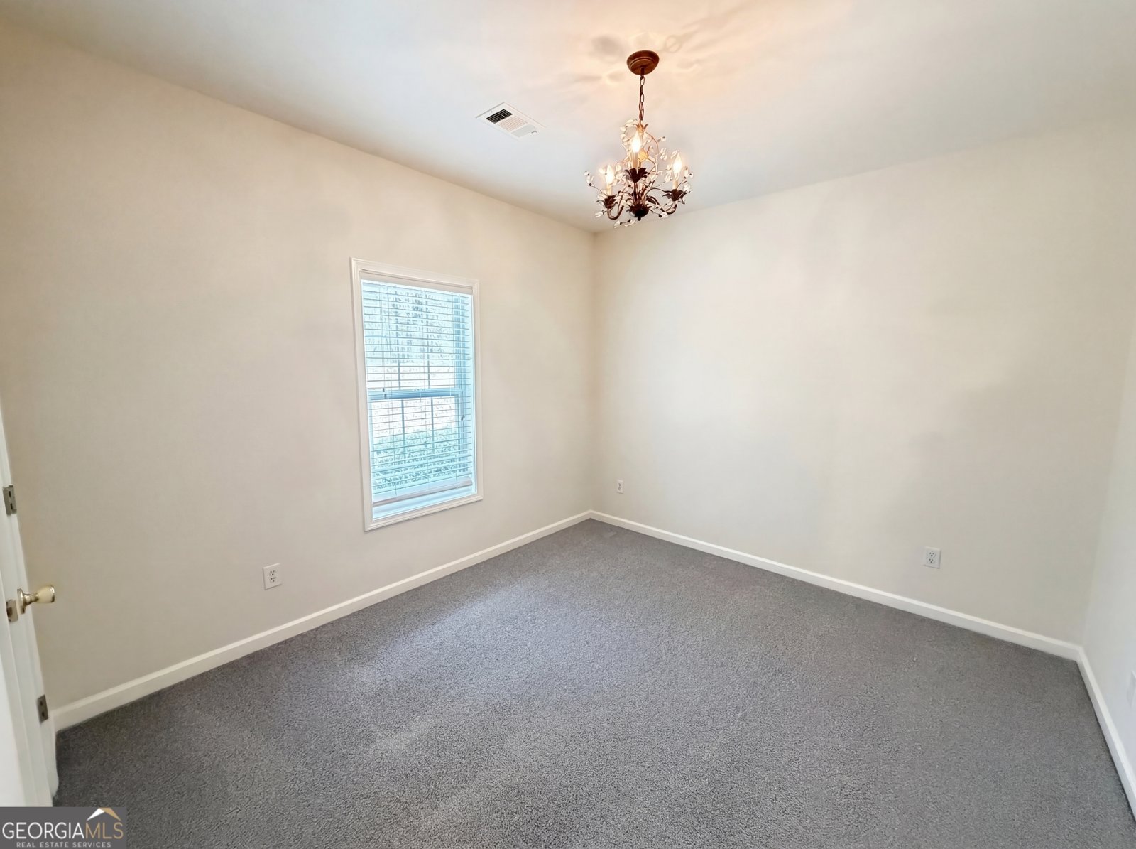 135 Clifford Court Canton - Photo 16