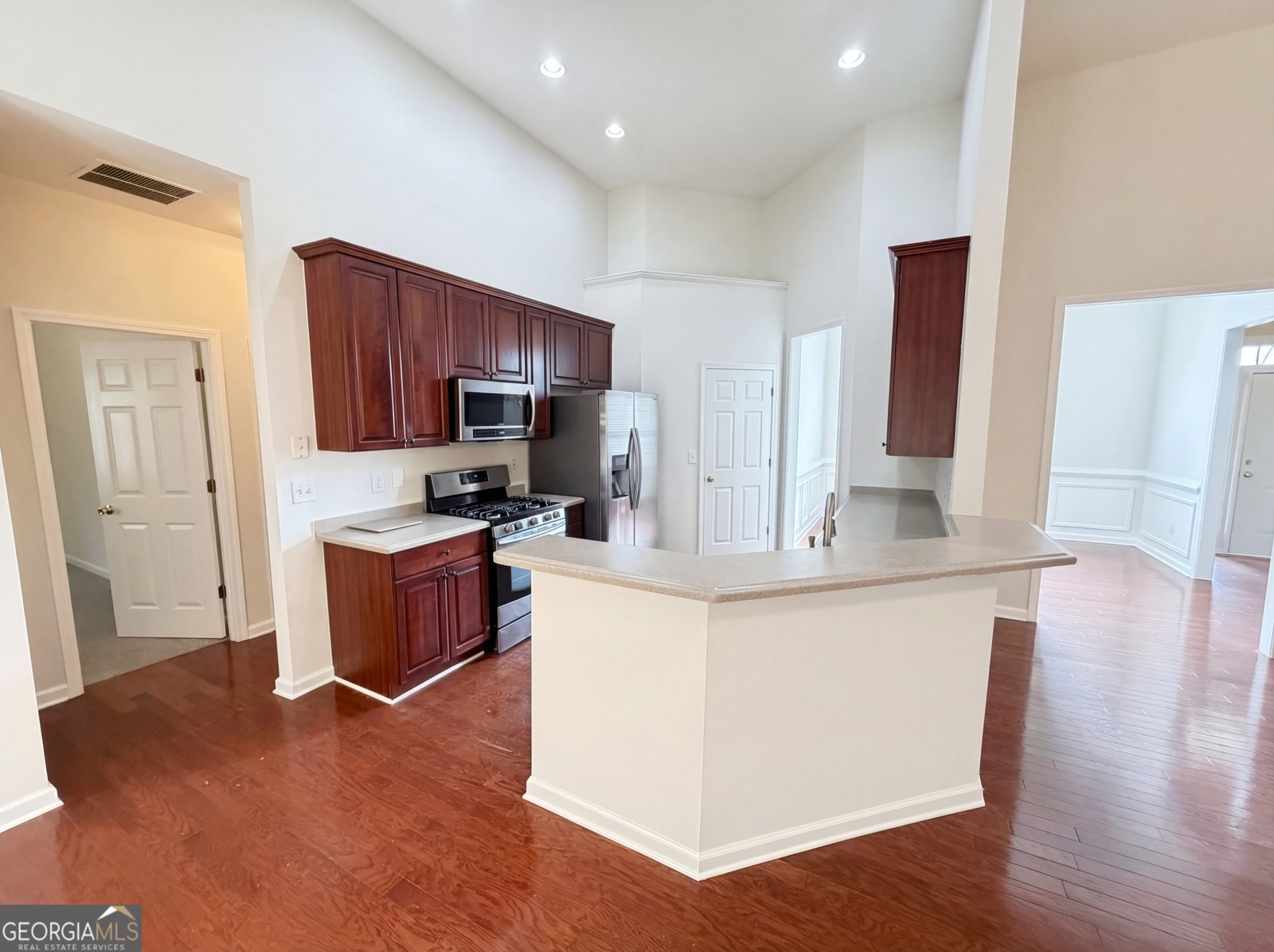 135 Clifford Court Canton - Photo 6