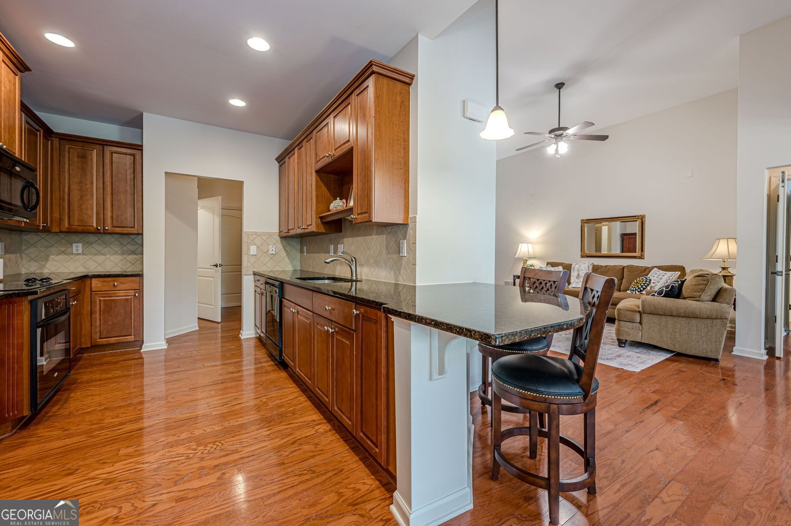 419 Brookes Walk Woodstock - Photo 14