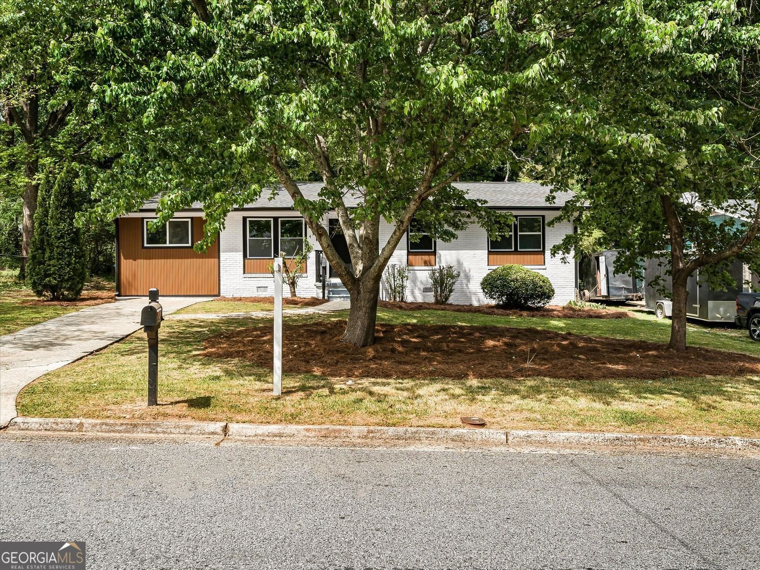 454 Oak Drive Atlanta - Photo 1