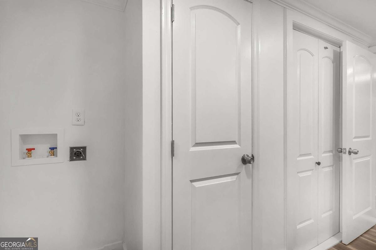 1126 Waldburg Street Savannah - Photo 32