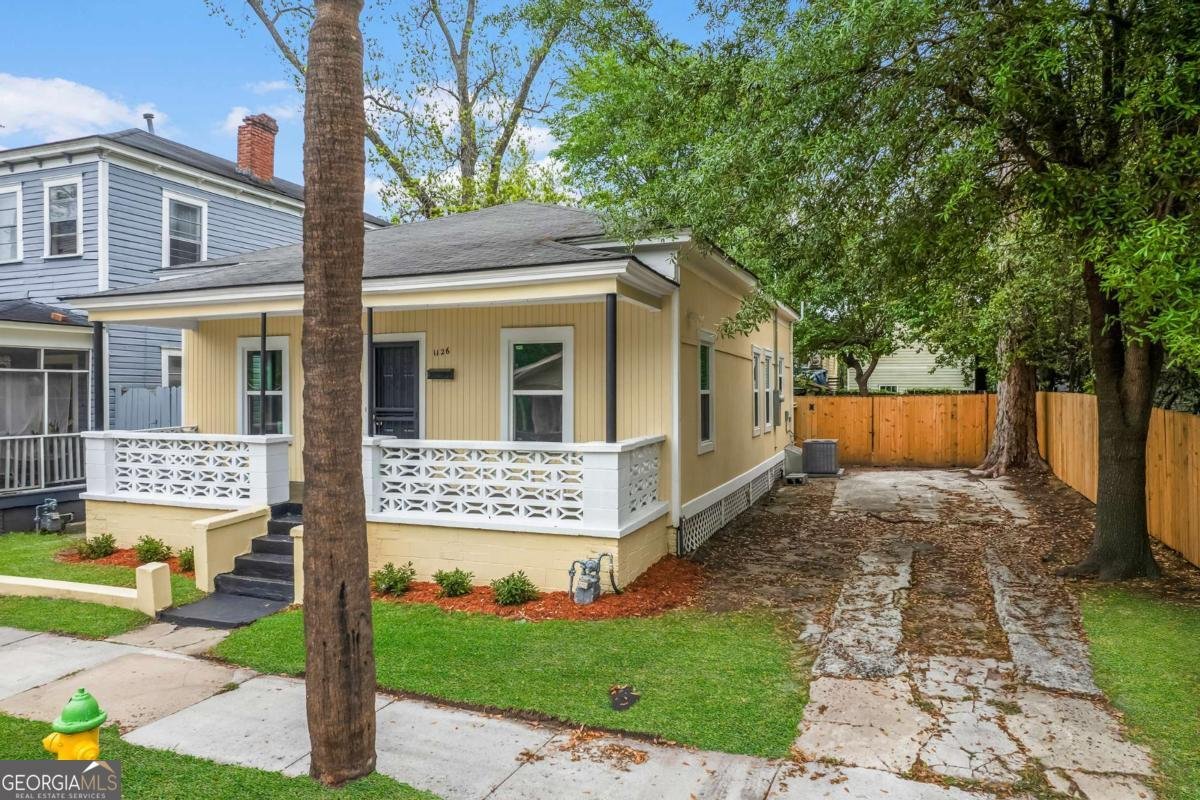 1126 Waldburg Street Savannah - Photo 6