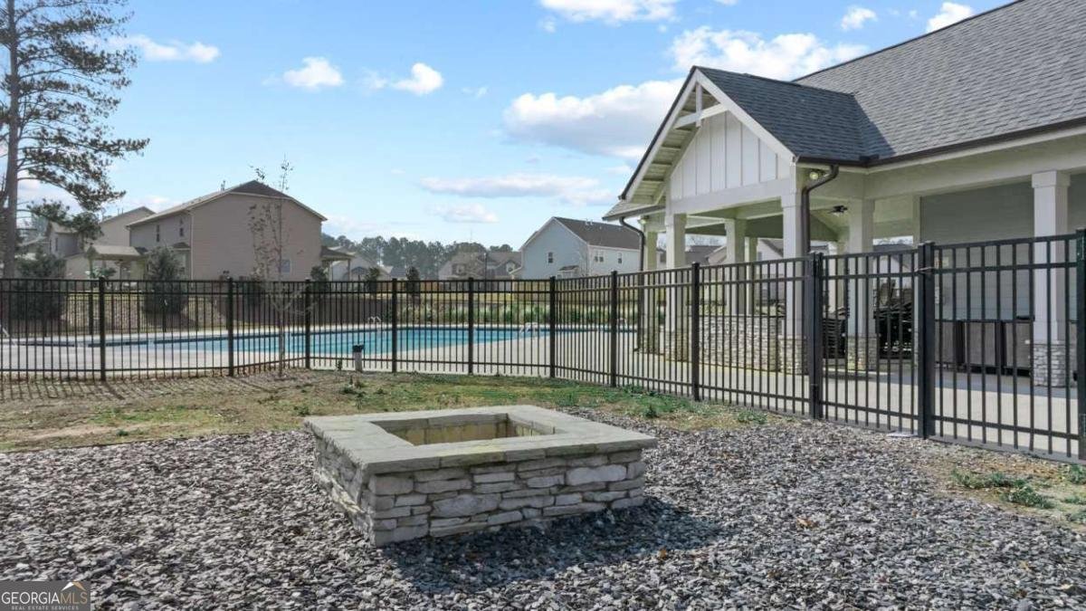 663 Whitman Lane Stockbridge - Photo 16