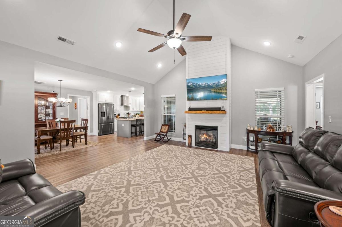 611 Bell Loop Chatsworth - Photo 10