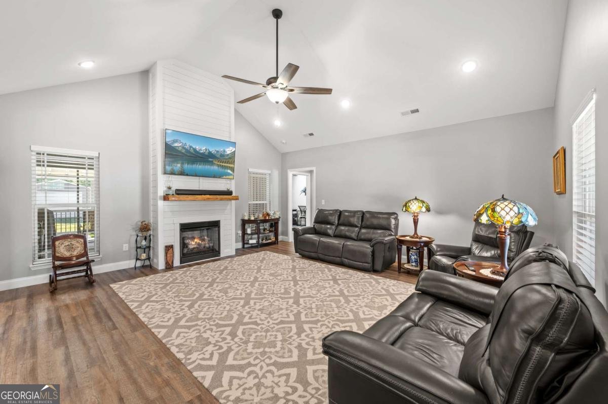 611 Bell Loop Chatsworth - Photo 7