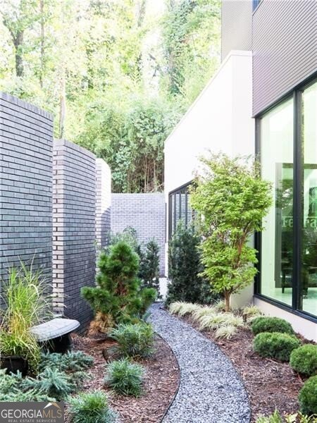 380 Wesley Road Atlanta - Photo 11