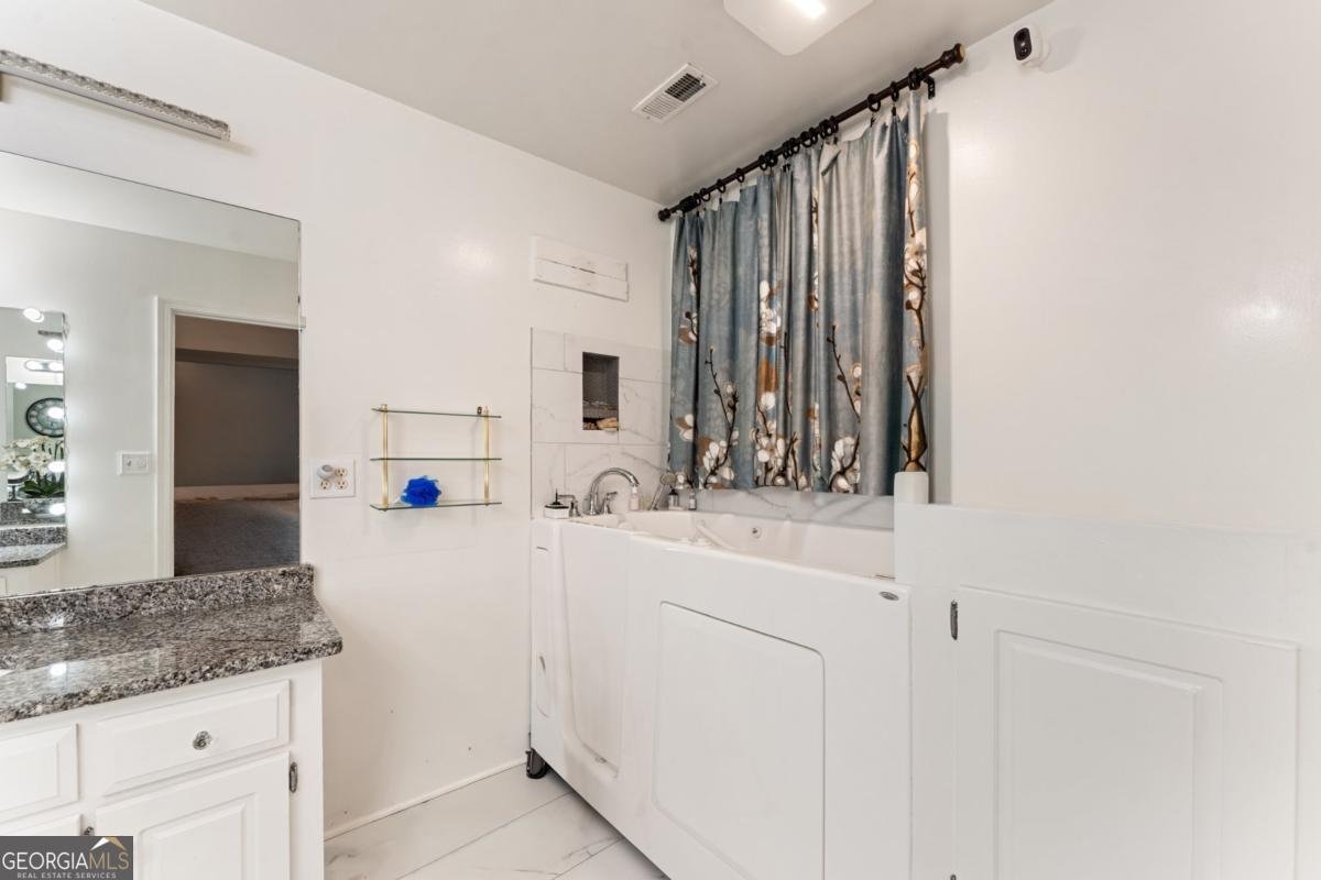 195 Galway Bend Tyrone - Photo 16