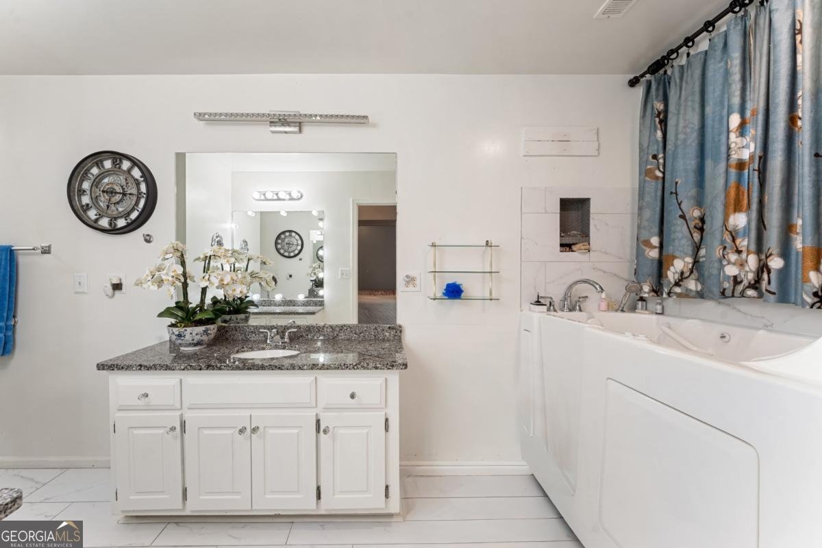 195 Galway Bend Tyrone - Photo 17