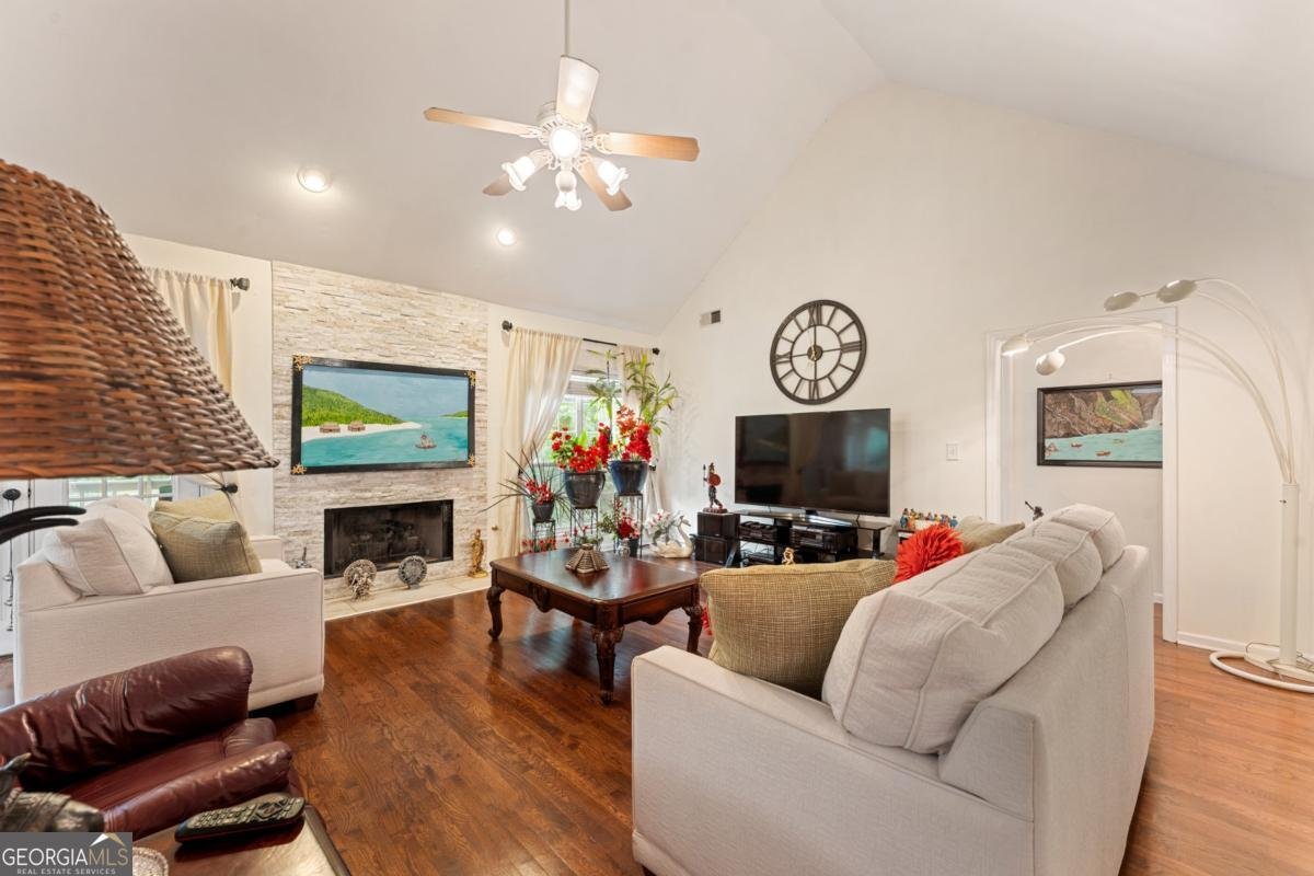 195 Galway Bend Tyrone - Photo 6