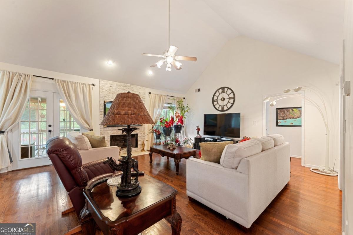 195 Galway Bend Tyrone - Photo 7